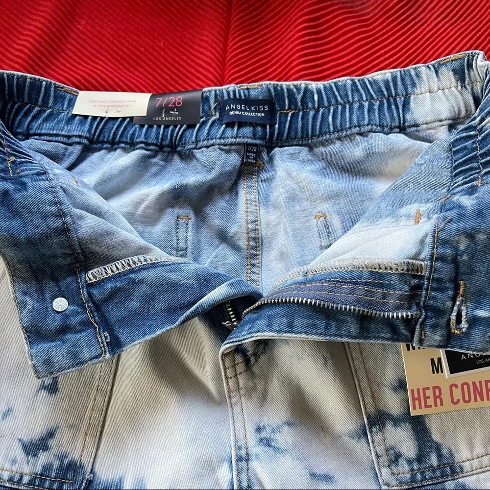 ANGEL KISS JEANS - Picture 4 of 5